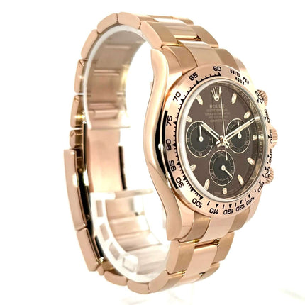 Rolex Cosmograph Daytona 116505 Everose-Gold mit Schokoladenfarbenem Zifferblatt und Armband aus 18 kt Everose-Gold, Seitenansicht