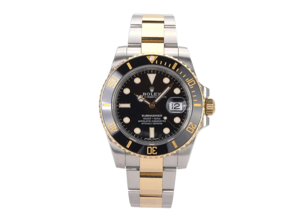 Rolex Submariner Date 116613LN aus Edelstahl und Gelbgold mit schwarzer Keramiklünette und Oyster-Armband.