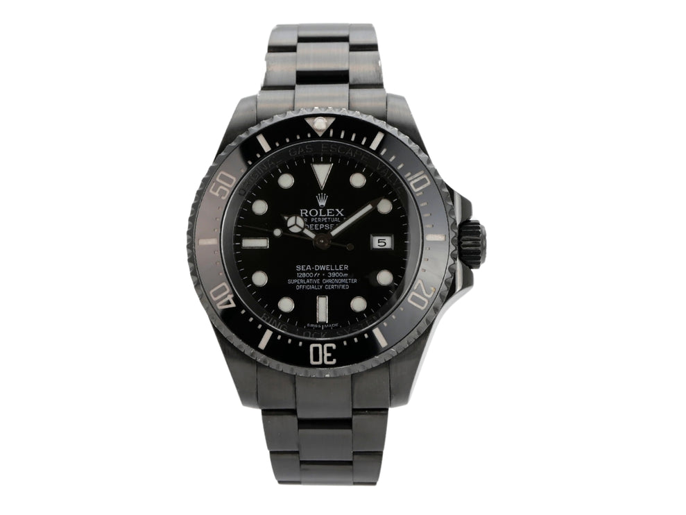 Rolex Sea-Dweller Deepsea 116660 aus Edelstahl mit schwarzem Zifferblatt und leuchtenden Indizes, 44 mm Durchmesser.