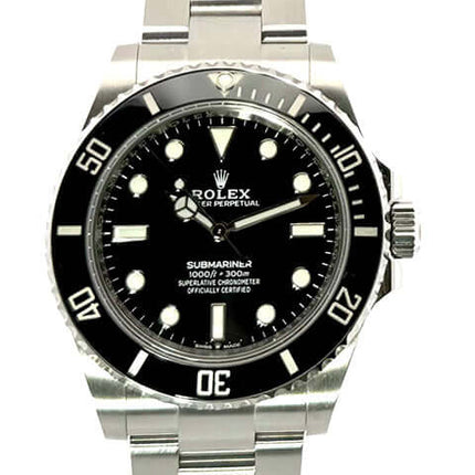 Rolex Submariner 124060 No Date mit Edelstahlgehäuse und schwarzem Zifferblatt, 41 mm Gehäusedurchmesser, ungetragen aus 2023.