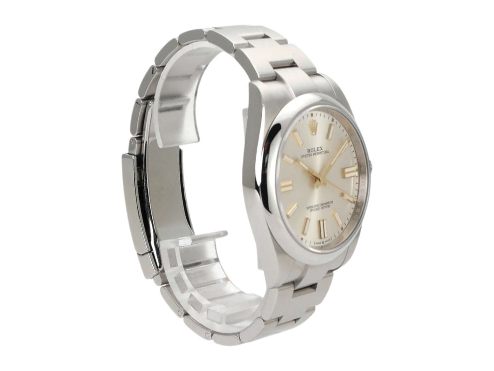 Rolex Oyster Perpetual 41 Ref. 124300 mit silberfarbenem Zifferblatt und Edelstahlband, sehr guter Zustand.