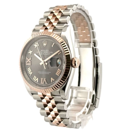 Rolex Datejust 36 Ref. 126231 Uhr mit Rhodium-Zifferblatt, römischen Ziffern und Jubile-Armband aus Edelstahl und Everose-Gold