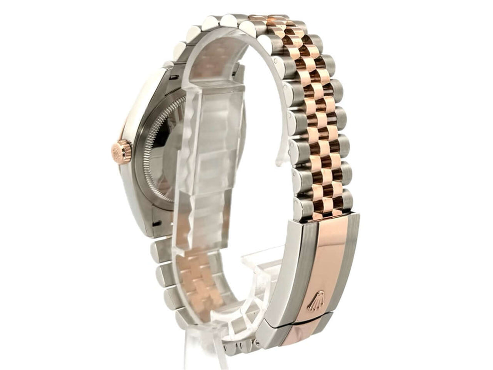 Rückansicht des Rolex Datejust 36 Ref. 126231 mit Edelstahl und Everose-Gold Jubile-Armband