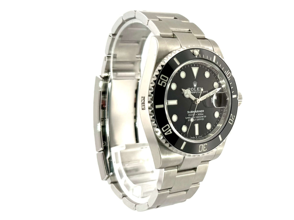 Rolex Submariner Date 126610LN Edelstahl Uhr in Silber mit schwarzem Zifferblatt und Keramiklünette, 41mm Gehäusedurchmesser