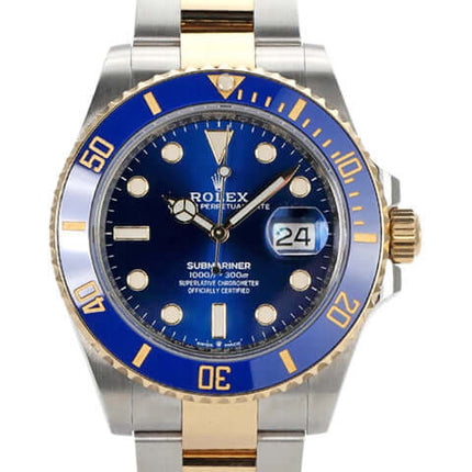 Rolex Submariner Date 41 Edelstahl Gelbgold 126613LB mit blauem Zifferblatt und 18 Karat Gelbgold-Lünette.