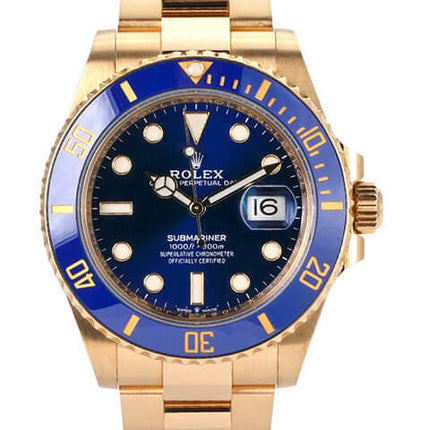 Luxusuhren Rolex Submariner Date 41 Gelbgold 126618LB mit blauem Zifferblatt und 18-Karat-Goldarmband.