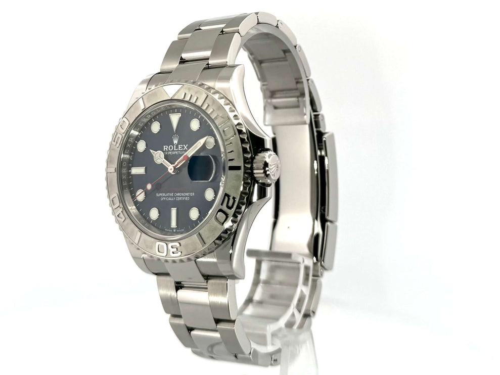 Rolex Yacht-Master 40 Oystersteel Platin 126622 Blau Edelstahl Uhr mit blauem Zifferblatt und Platin-Lünette aus 2021