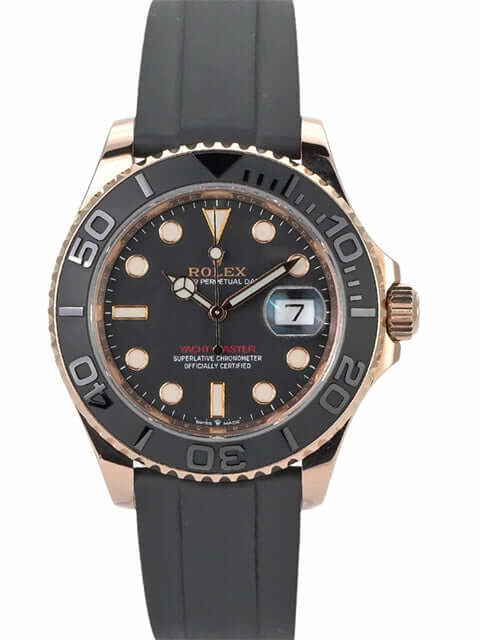 Rolex Yacht-Master 40 Everose-Gold 126655 mit schwarzem Zifferblatt und Oyster Kautschukband, beidseitig drehbare Lünette