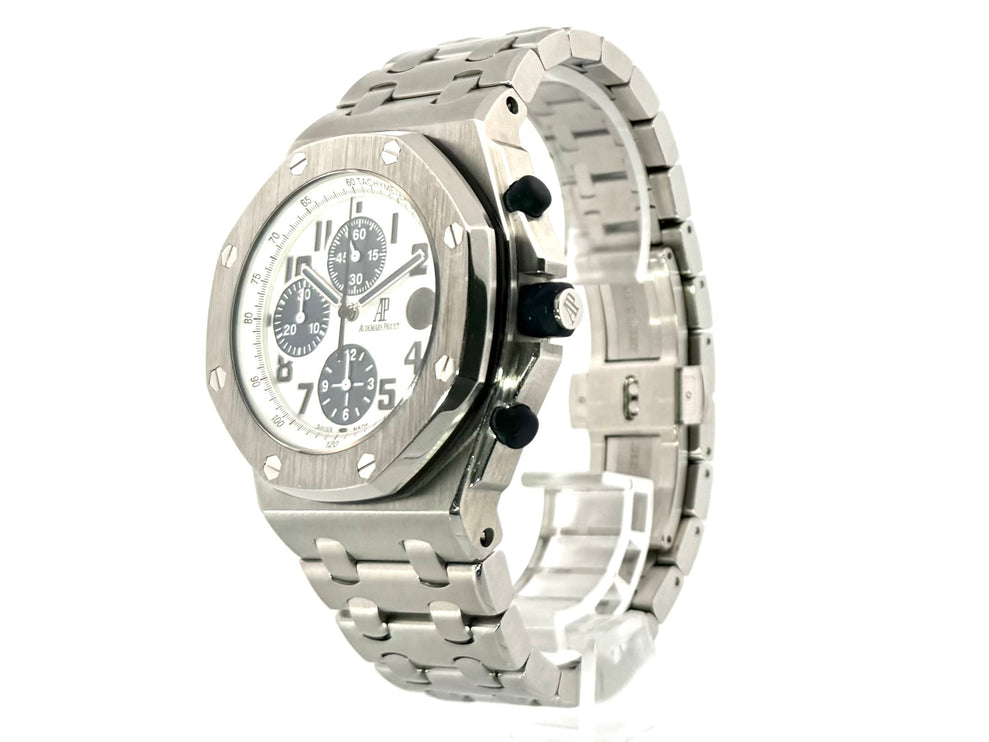 Audemars Piguet Royal Oak Offshore 26020ST.OO.D020IN.01.A Edelstahl-Armbanduhr, weißes Zifferblatt mit blauen arabischen Ziffern, Schweizer Automatikwerk