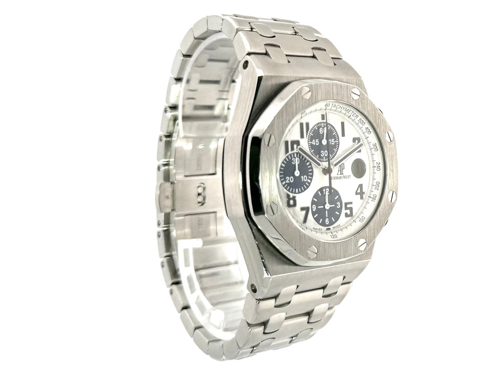 Audemars Piguet Royal Oak Offshore 26020ST Edelstahl, weißes Zifferblatt, Edelstahlband, Tachymeter Skala, Automatikuhr 42mm