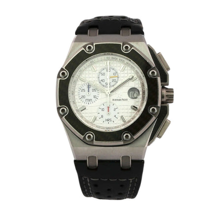 Audemars Piguet Royal Oak Offshore Montoya 26030IO.OO.D001IN.01 Herrenuhr mit poliertem Titan-Gehäuse, schwarzem Lederband und silberfarbenem Zifferblatt