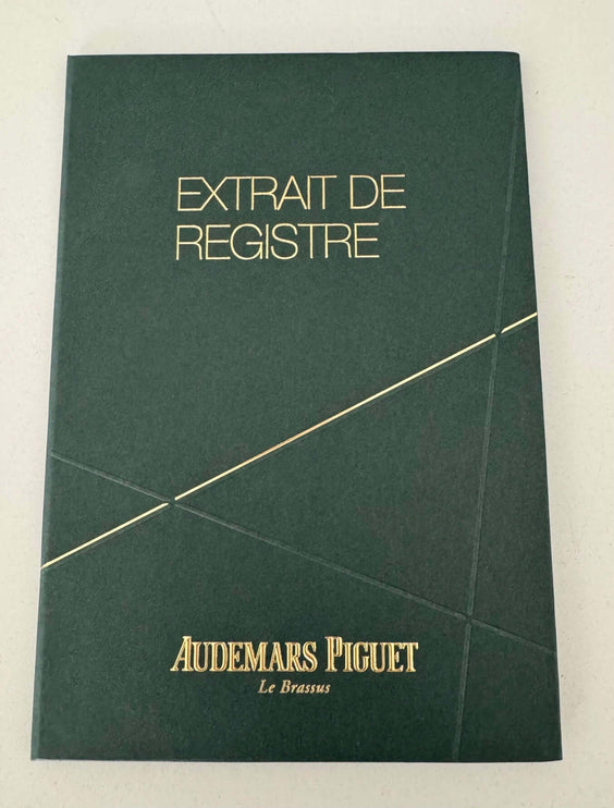 Audemars Piguet Extrait de Registre Dokumententasche in Grün mit goldener Schrift