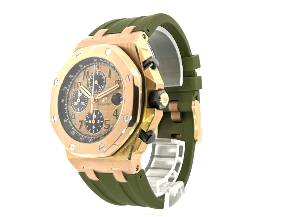 Audemars Piguet Royal Oak Offshore Rotgold 26470OR.OO.A002CR.01 Herrenuhr mit Kautschukband und poliertem Rotgold-Gehäuse.