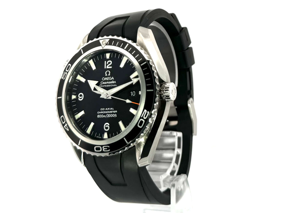 Omega Seamaster Planet Ocean 600m 45,5 mm Ref. 2900.50.91 Edelstahlgehäuse, schwarze Lünette, Kautschukband, Heliumventil, schwarzes Zifferblatt