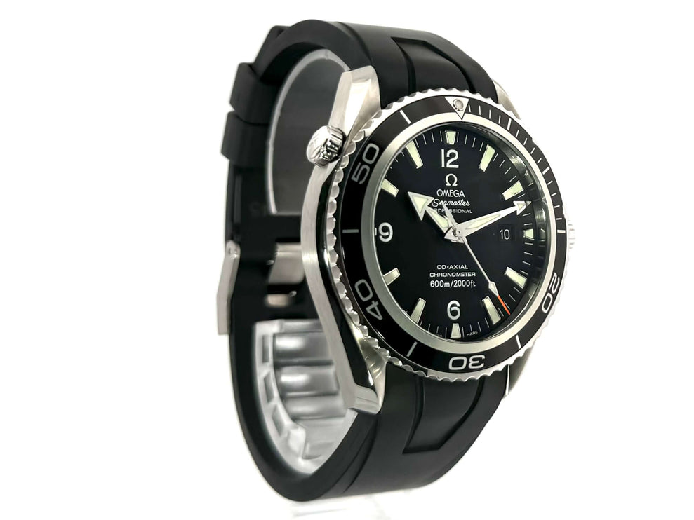 Omega Seamaster Planet Ocean 600m 45,5 mm Ref. 2900.50.91, Edelstahlgehäuse, schwarze Lünette und Kautschukband, Heliumventil, Automatik-Uhr.