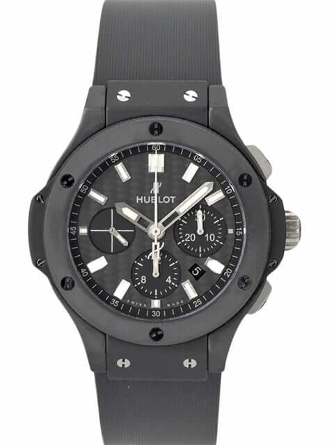 Hublot Big Bang Black Magic Evolution Uhr mit schwarzem Zifferblatt und Kautschukarmband, Keramikgehäuse und Lünette.