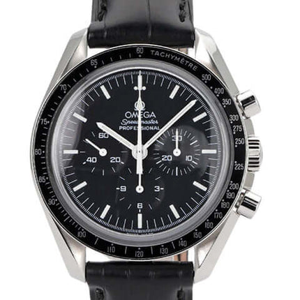 Omega Speedmaster Moonwatch 3873.50.31 mit schwarzem Zifferblatt und Lederarmband, 42 mm Edelstahlgehäuse.