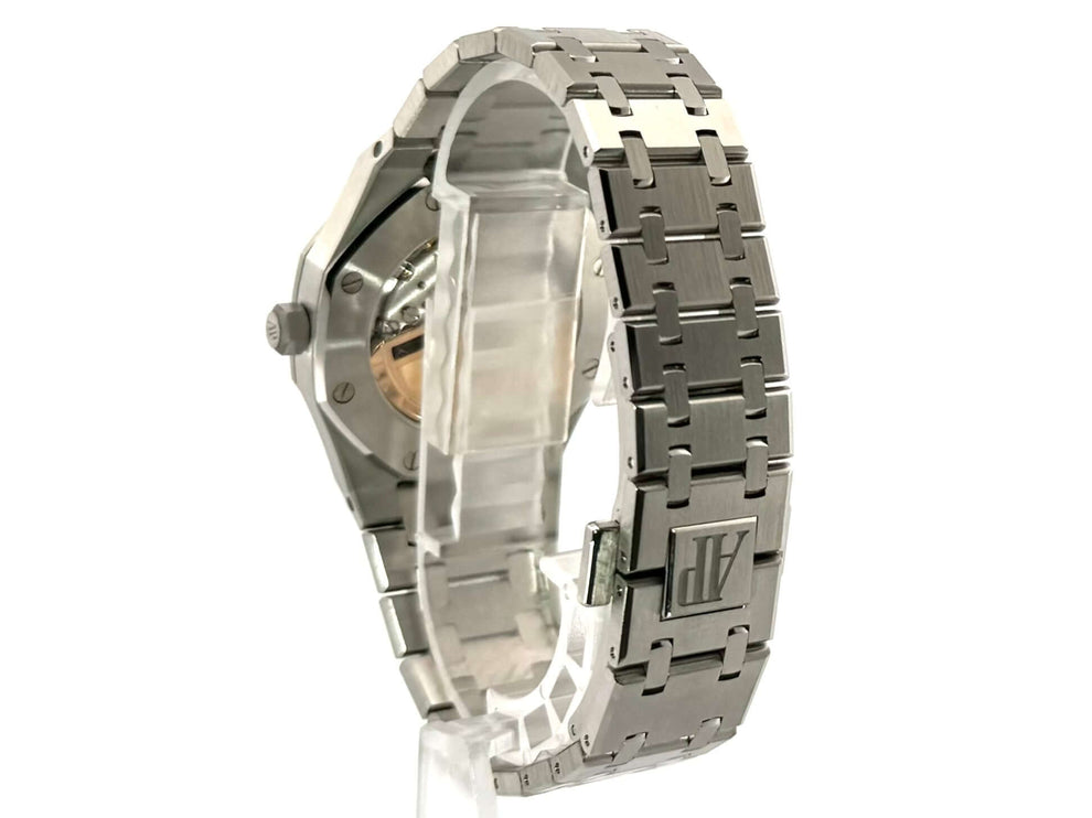 Rückansicht der Audemars Piguet Royal Oak Automatik 77451ST.ZZ.1361ST.04 mit Edelstahlband und Faltschließe.