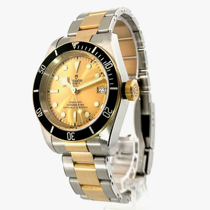 Tudor Black Bay Steel Gold 79733N Armbanduhr mit goldener Lünette, champagnerfarbenem Zifferblatt und Edelstahl-/Goldarmband