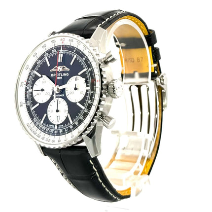 Breitling Navitimer B01 Chronograph 43 AB0138211B1P1 mit schwarzem Alligatorlederband und schwarzem Zifferblatt