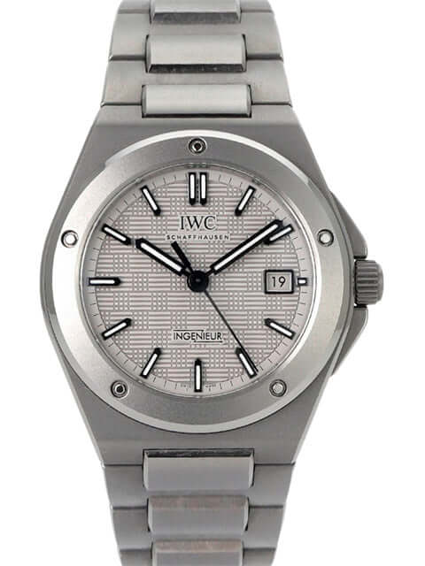 IWC Ingenieur Automatic 40 IW328904, Titan Gehäuse, graues Zifferblatt, Automatikwerk, elegante Herrenuhr.