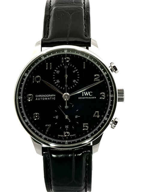 IWC Portugieser Chronograph IW371609 mit schwarzem Zifferblatt und Alligatorlederband, Edelstahluhr mit Automatikuhrwerk.