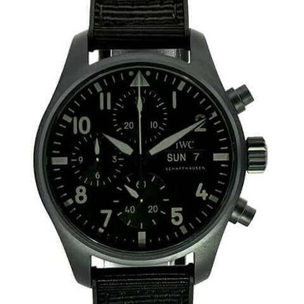 IWC Pilots Watch Chronograph 41 Top Gun Ceratanium IW388106 mit schwarzem Zifferblatt, Ceratanium-Gehäuse und schwarzem Kautschukband