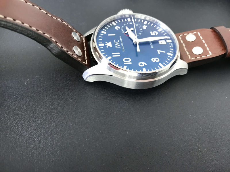 You can purchase your used IWC watch online also in store for cash Uhren2000