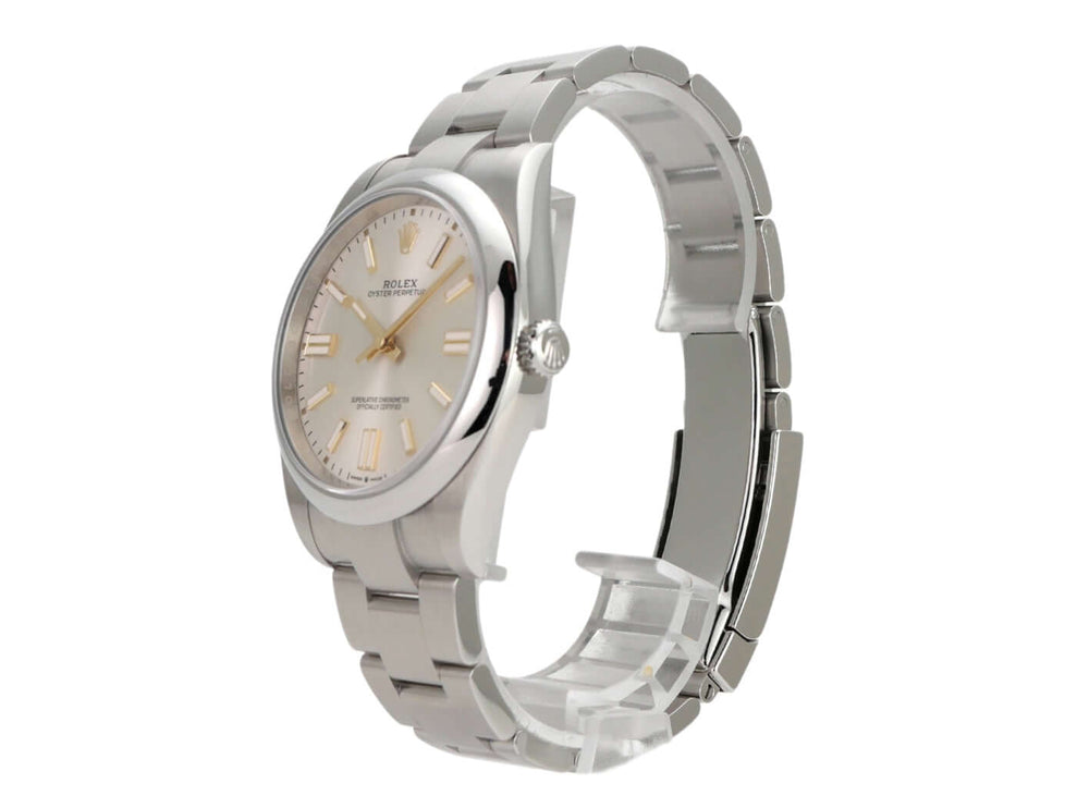 Rolex Oyster Perpetual 41 Ref. 124300 Uhr mit silbernem Zifferblatt und Edelstahlarmband, wasserdicht bis 10 bar.