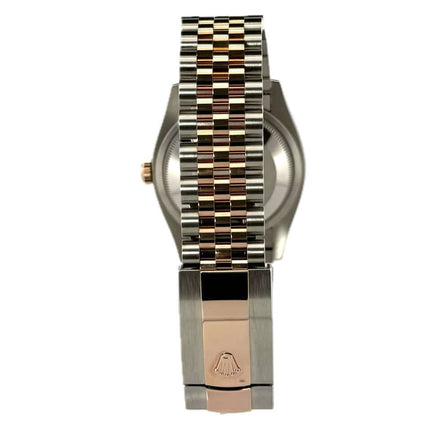 Rückansicht des Rolex Datejust 36 Oystersteel Everose-Gold mit Jubile-Band in Edelstahl und 18 kt Everose-Gold.