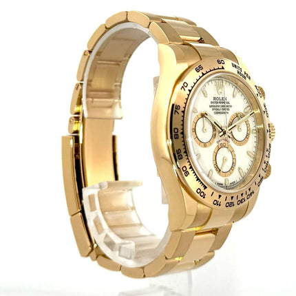 Rolex Daytona Gelbgold 126508 Weiß, 40 mm 18 kt Gelbgold Gehäuse, Tachymeter-Lünette, weißes Zifferblatt, Oyster-Armband, Automatik-Chronometer.