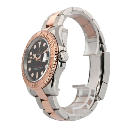 Rolex Yacht-Master 40 Oystersteel Everose-Gold Ref. 126621, schwarzes Zifferblatt, Gehäuse aus poliertem und satiniertem Oystersteel / 18 kt Everose-Gold