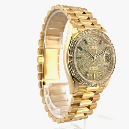 Rolex Day-Date 36 Gelbgold 128348RBR Diamantpave mit Präsident Armband und Diamantpave Zifferblatt.