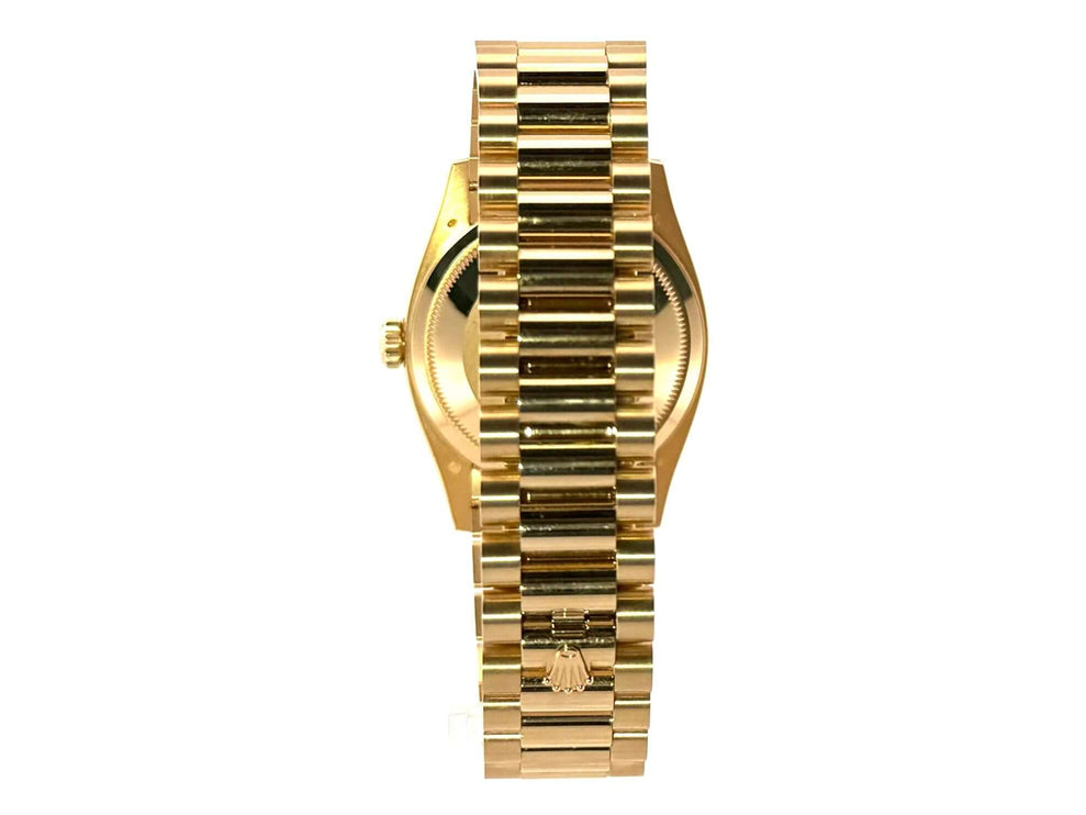 Rückansicht Rolex Day-Date 36 Gelbgold Ref. 128348RBR mit Präsident Armband aus poliertem und satiniertem 18 kt Gelbgold