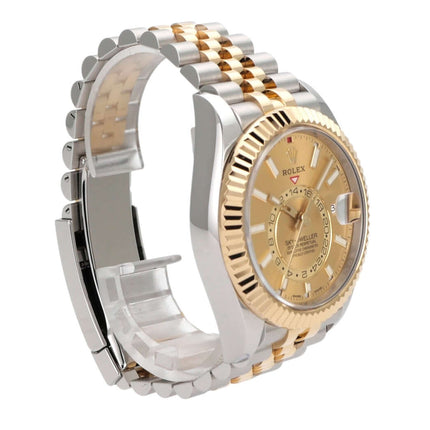 Rolex Sky-Dweller 326933 Uhr mit Champagner-Zifferblatt und Jubile-Armband aus Edelstahl und Gelbgold