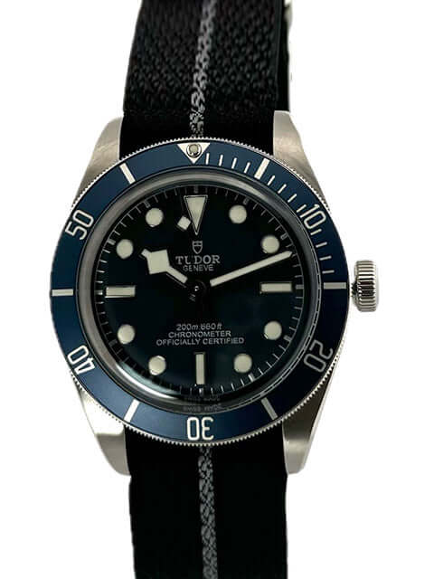 Tudor Heritage Black Bay Fifty-Eight Blue 79030B-0003 Edelstahlgehäuse, 39 mm, blaues Zifferblatt, Textilband und Automatikwerk.