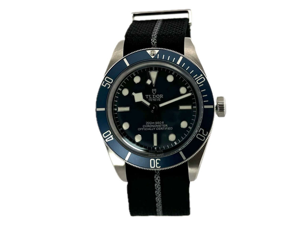 "Tudor Heritage Black Bay Fifty-Eight Blau Ref. 79030B-0003 mit Edelstahlgehäuse und blauem Textilband"