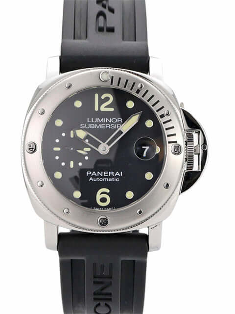 Panerai Luminor Submersible Automatic Acciaio 44 PAM01024 mit schwarzem Zifferblatt und Kautschukband.