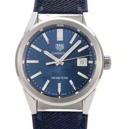 TAG Heuer Carrera WBG1310.FT6115 Edelstahl Uhr mit blauem Zifferblatt und Kautschuk-Lederarmband.