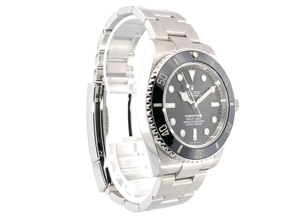 Rolex Submariner 124060 No Date aus 2020, Edelstahlchronograph mit schwarzer Keramiklünette und 41 mm Durchmesser.