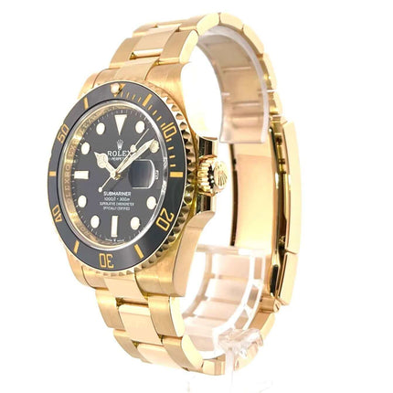 Rolex Submariner Date 41 Gelbgold Ref. 126618LN aus 2022, Gehäuse und Armband aus 18 Karat Gelbgold mit schwarzem Zifferblatt und Lünette