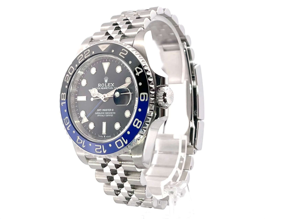 Rolex GMT Master II Edelstahl 126710BLNR aus 2021 mit blau/schwarzer Keramik Lünette und Jubile-Edelstahlarmband, Vorderansicht