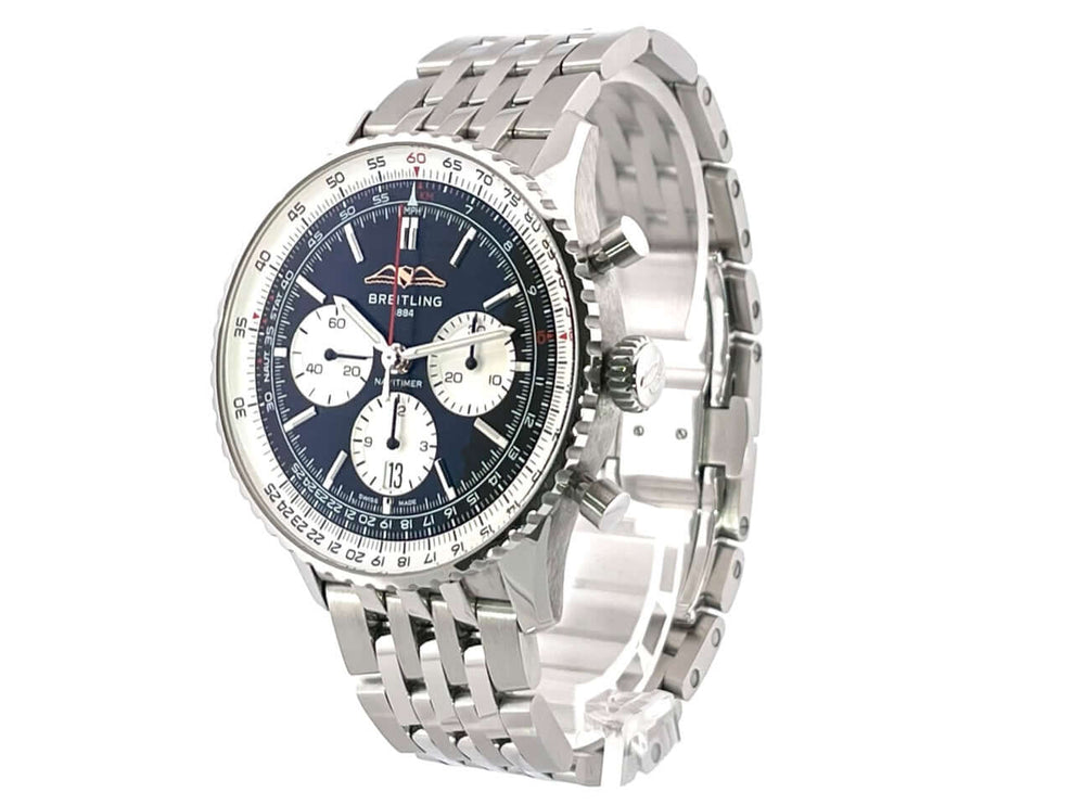 Breitling Navitimer B01 Chronograph 43 AB0138211B1A1, poliertes Edelstahlgehäuse, schwarzes Zifferblatt, silberfarbene Totalisatoren, Edelstahlband