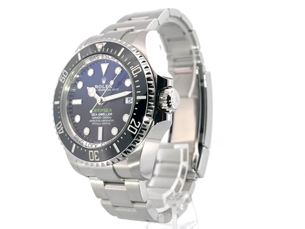 Rolex Sea-Dweller Deepsea 136660 D-Blue, Edelstahlgehäuse, 44 mm Durchmesser, blaues/schwarzes Zifferblatt, Oyster-Armband