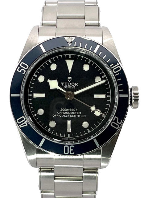 Tudor Heritage Black Bay 79230B-0008 Herrenuhr mit Edelstahlgehäuse und Aluminium-Lünette, schwarzes Zifferblatt, Edelstahlarmband.