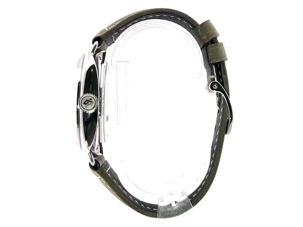 Seitenansicht der Panerai Radiomir Officine PAM01384 mit khakifarbenem Lederarmband und satiniertem Edelstahlgehäuse