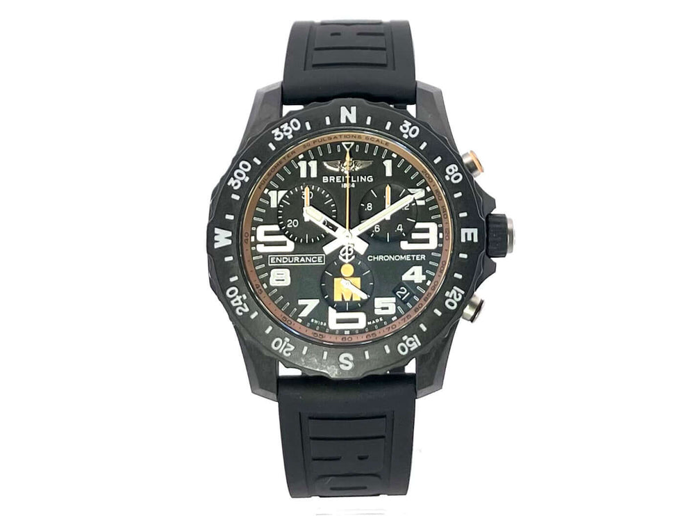 Breitling Endurance Pro Ironman Finisher X823101B1B1S1 mit schwarzem Kautschukband und schwarzem Zifferblatt, Chronograph, Chronometer.