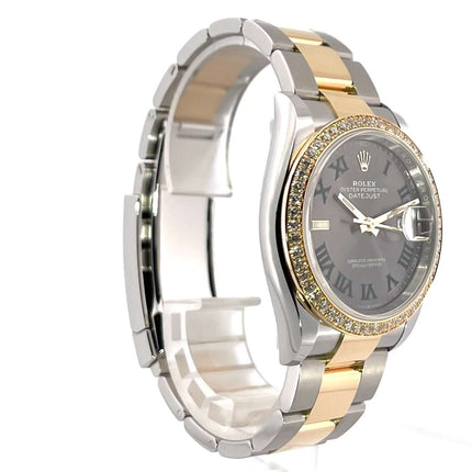 Rolex Datejust 36 Edelstahl Gelbgold 126283RBR, Diamantlünette, schieferfarbenes Zifferblatt, römische Zahlen, Oyster-Armband.