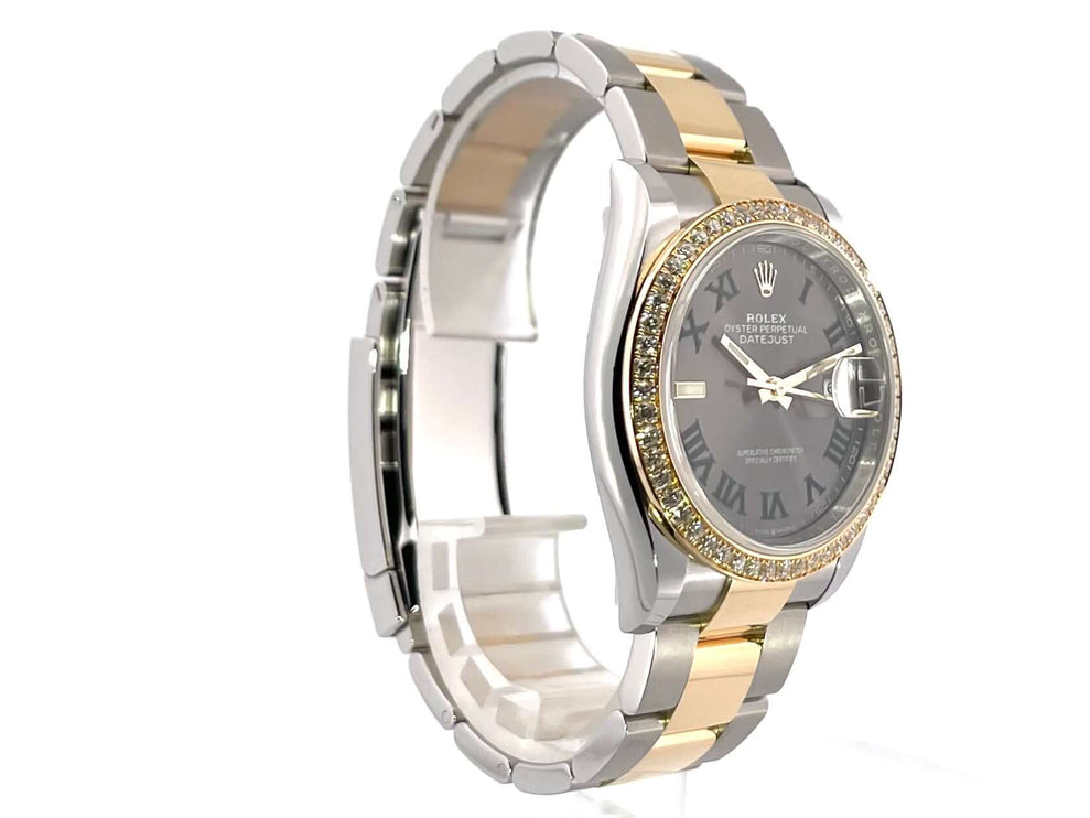 Rolex Datejust 36 Edelstahl Gelbgold 126283RBR, Diamantlünette, schieferfarbenes Zifferblatt, römische Zahlen, Oyster-Armband.